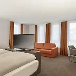 H4 Residenzschloss Szálloda 4*
