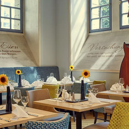 H4 Residenzschloss Hotel 4*