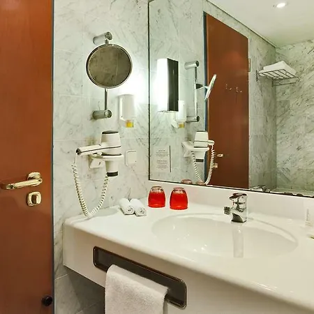 H4 Residenzschloss Hotel 4*